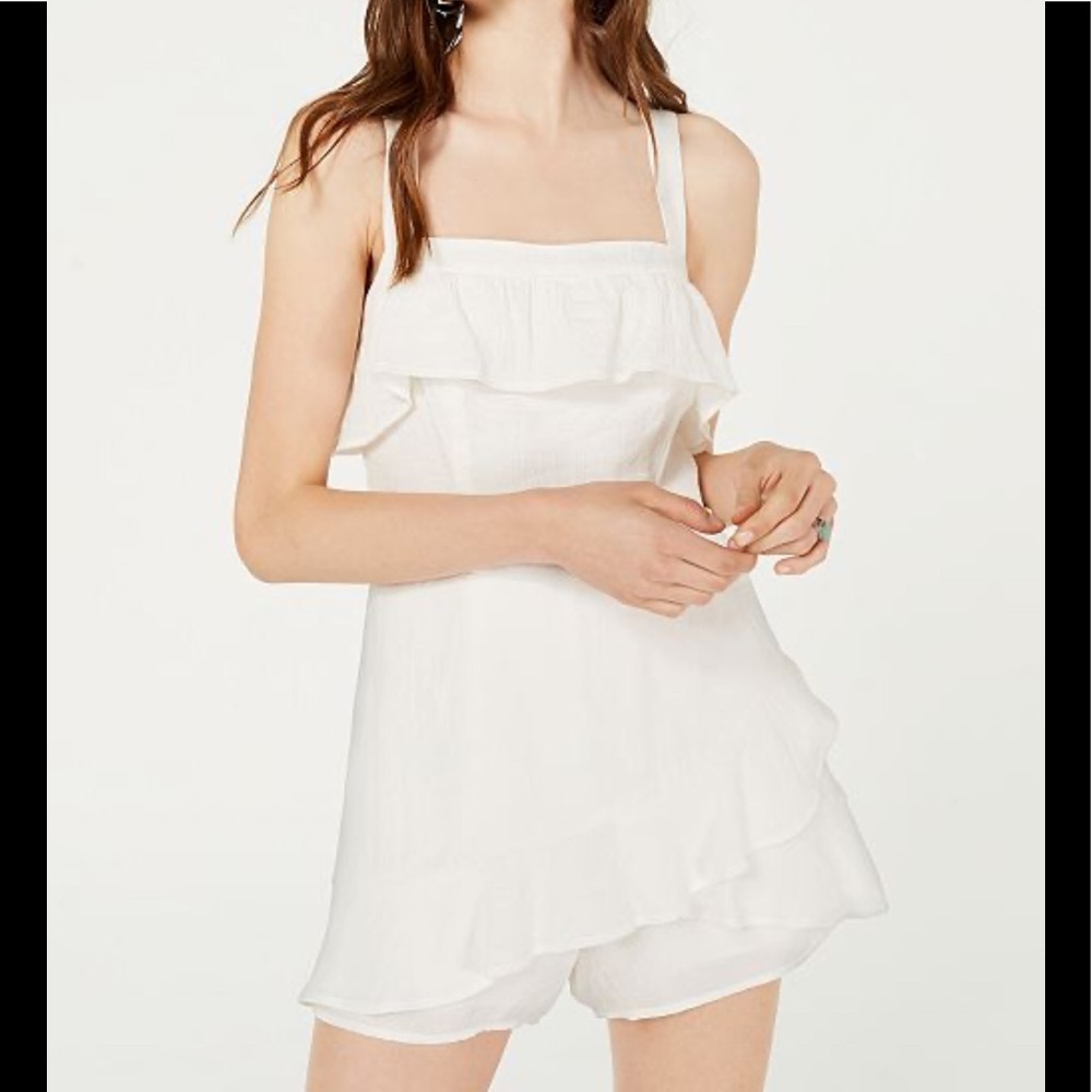 ⚡️SALE⚡️NWT City Studios Jr’s Ruffled Skort Romper mustard